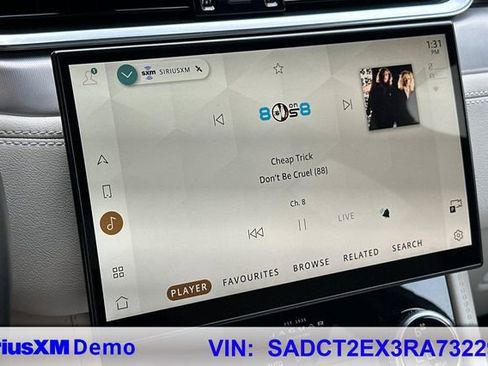 Certified 2024 Jaguar F-PACE R-Dynamic S image 28