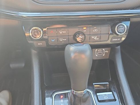 Used 2022 Jeep Compass Latitude FWD image 14