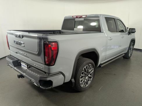 Used 2025 GMC Sierra 1500 Denali Ultimate image 8
