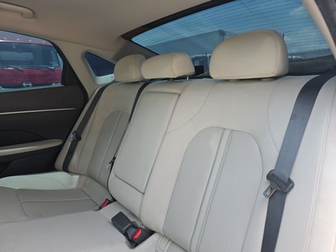 Used 2021 Hyundai Sonata SEL FWD image 15