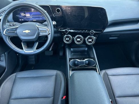 Used 2024 Chevrolet Blazer EV LT AWD/4WD image 15