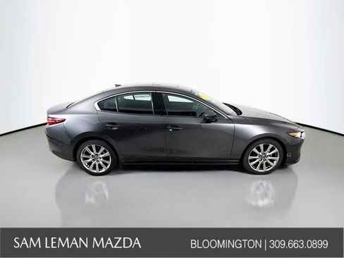 Used 2020 MAZDA MAZDA3 Premium image 8