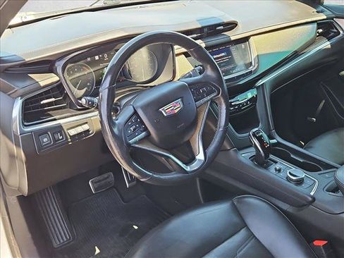 Certified 2020 Cadillac XT6 Sport w/ Platinum Package AWD/4WD image 14