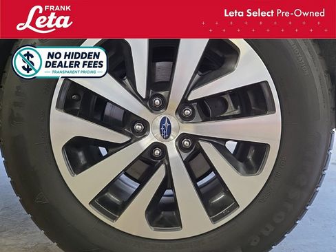 Used 2024 Subaru Outback Premium AWD/4WD image 14