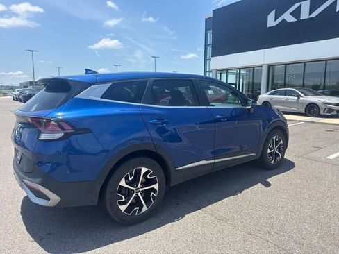 Certified 2023 Kia Sportage EX FWD image 6