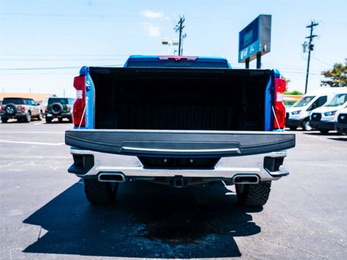 Used 2022 Chevrolet Silverado 1500 LTZ w/ LTZ Premium Package AWD/4WD image 7