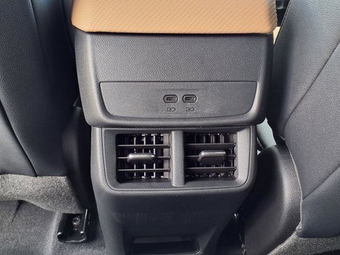 New 2026 Chevrolet Equinox ACTIV AWD/4WD image 14
