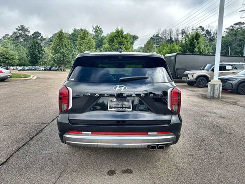 Used 2024 Hyundai Palisade Calligraphy FWD image 7