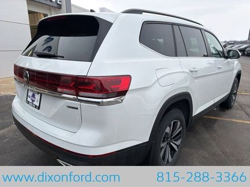 New 2026 Volkswagen Atlas SE image 7