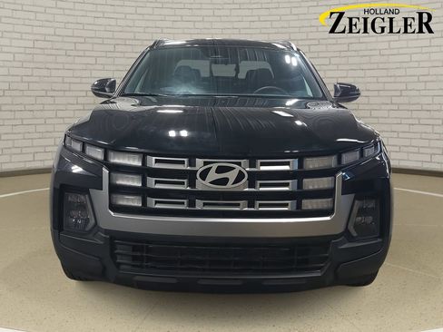 Certified 2025 Hyundai Santa Cruz SEL image 2