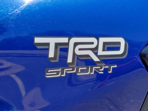 Used 2025 Toyota Tacoma TRD Sport w/ TRD Sport Upgrade Package AWD/4WD image 41