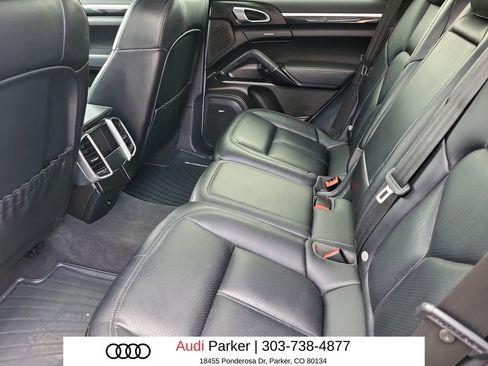 Used 2018 Porsche Cayenne S AWD/4WD image 8