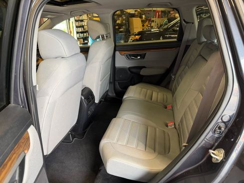 Used 2019 Honda CR-V EX image 12