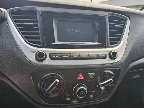 Used 2020 Hyundai Accent SE FWD image 26