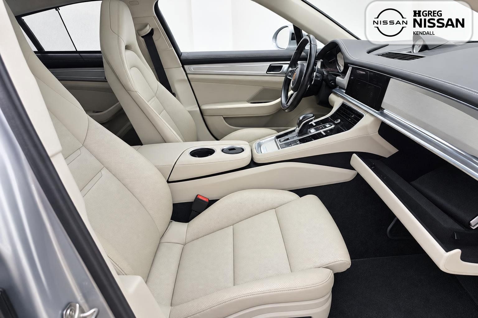 Used 2018 Porsche Panamera 4S w/ Premium Package Plus AWD/4WD image 8