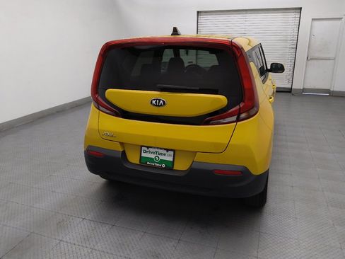 Used 2020 Kia Soul LX FWD image 7
