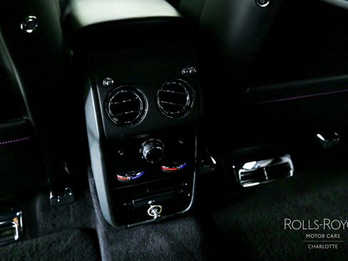 Used 2019 Rolls-Royce Cullinan image 20