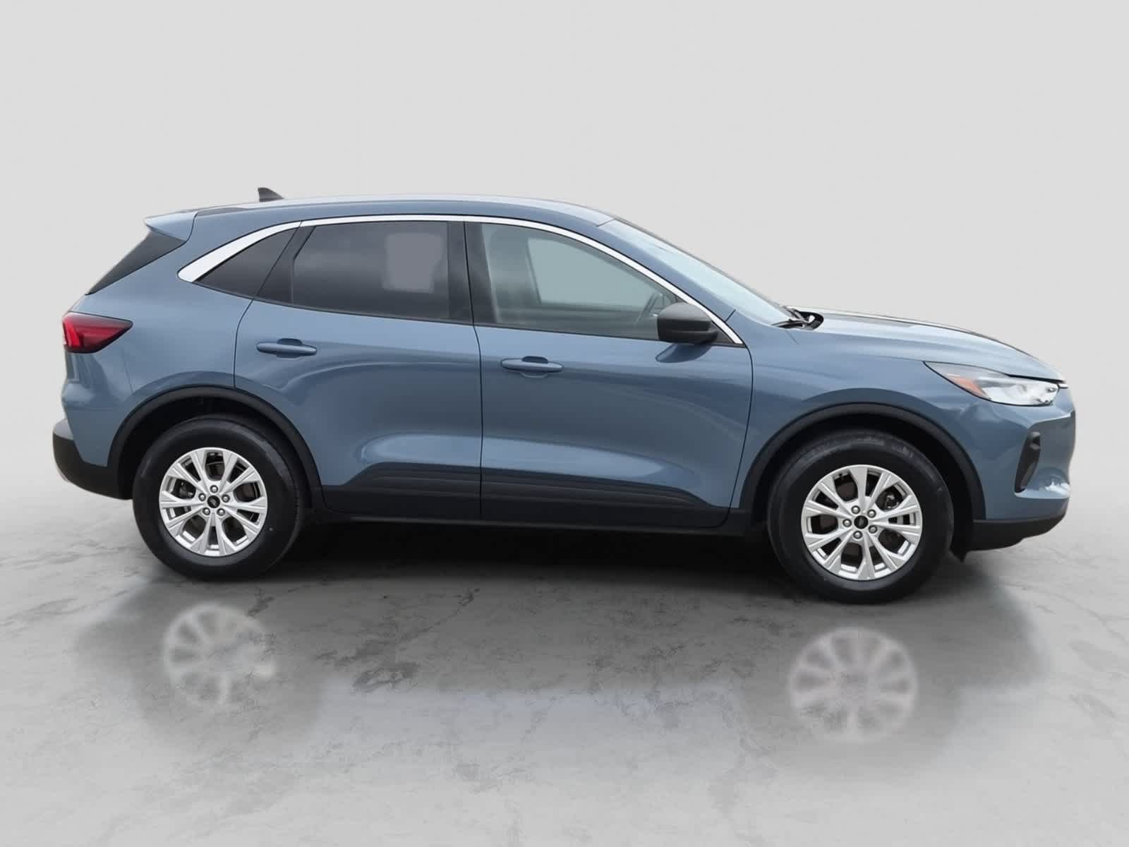 Used 2023 Ford Escape Active AWD/4WD image 9