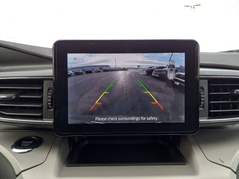 Used 2024 Ford Explorer XLT w/ Equipment Group 202A image 23