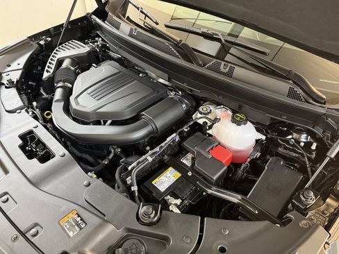 New 2026 Chevrolet Traverse LT image 11