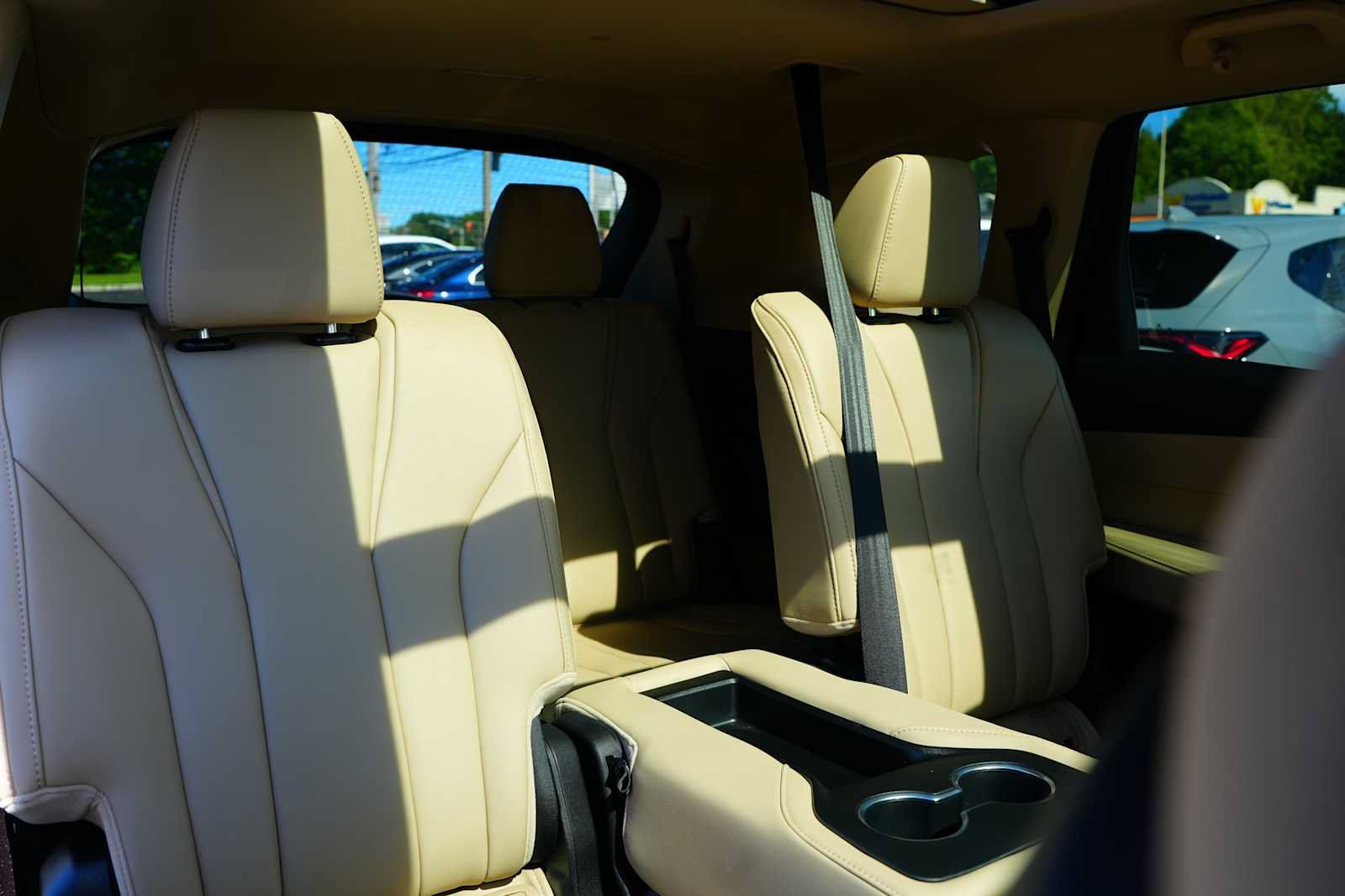 Used 2023 Acura MDX SH-AWD image 29