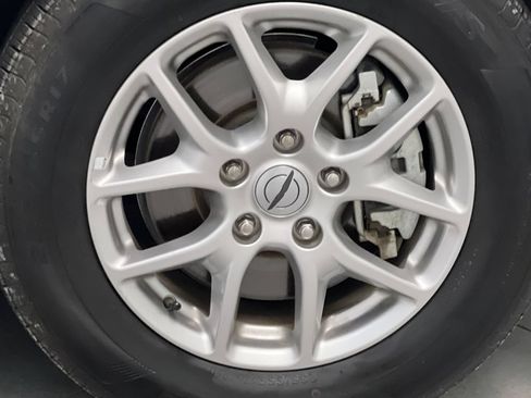 Used 2024 Chrysler Pacifica Touring-L FWD image 83
