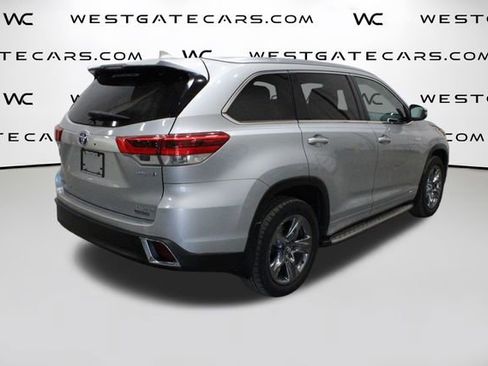 Used 2017 Toyota Highlander Limited Platinum image 42