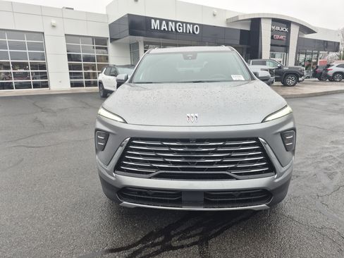 Used 2026 Buick Enclave Preferred image 8