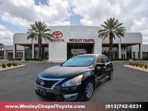 Used 2015 Nissan Altima 2.5 S FWD image 1