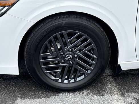 Certified 2026 Nissan Sentra SV w/ SV Convenience Package FWD image 7