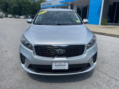 Used 2019 Kia Sorento L FWD image 2