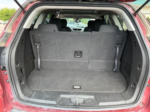 Used 2016 Chevrolet Traverse LT w/ True North Edition FWD image 29