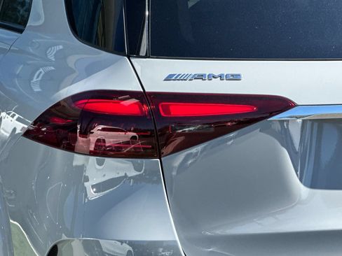 Certified 2025 Mercedes-Benz GLE 53 AMG 4MATIC image 34