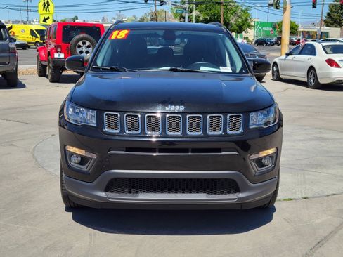 Used 2018 Jeep Compass Latitude image 5