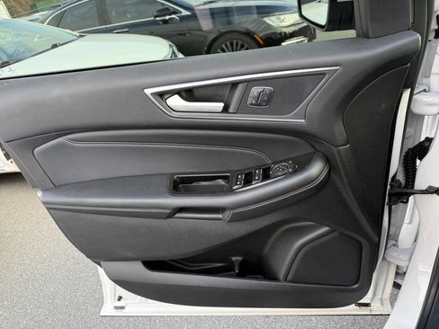 Used 2017 Ford Edge Titanium w/ Equipment Group 301A image 20