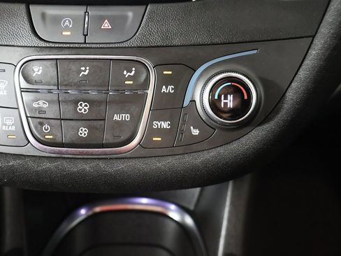 Used 2024 Chevrolet Malibu LT image 42