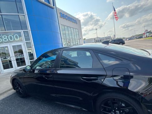 Used 2025 Honda Civic Sport image 8
