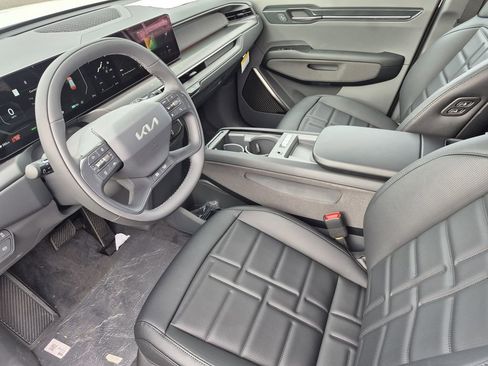 New 2026 Kia EV9 Land w/ Nightfall Edition Package image 10