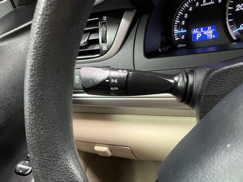 Used 2012 Toyota Camry LE FWD image 15