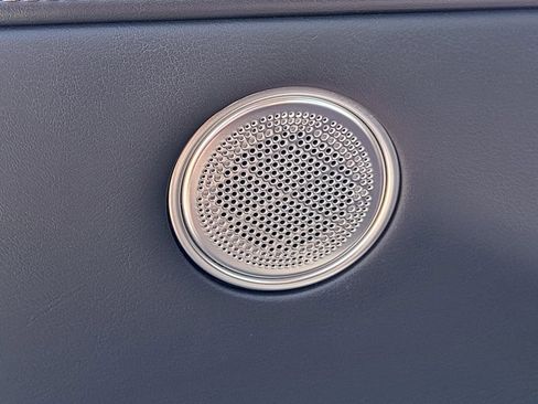 Used 2024 Genesis GV80 2.5T image 7