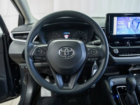 Used 2023 Toyota Corolla LE image 23