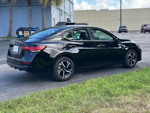 Used 2024 Nissan Sentra SV FWD image 8