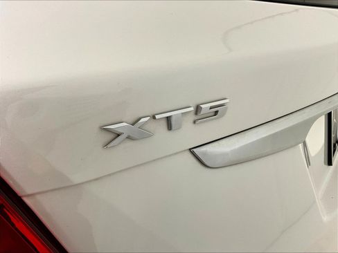 Used 2019 Cadillac XT5 Luxury FWD image 24