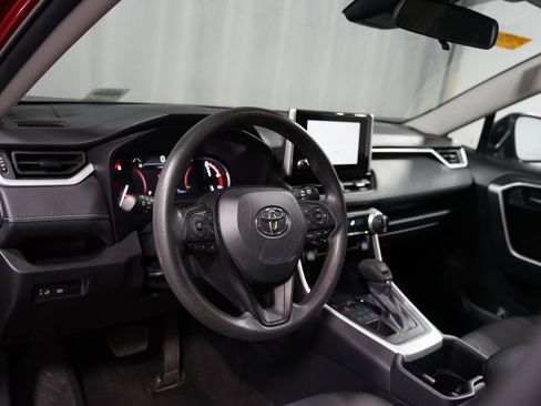 Certified 2025 Toyota RAV4 XLE AWD/4WD image 7