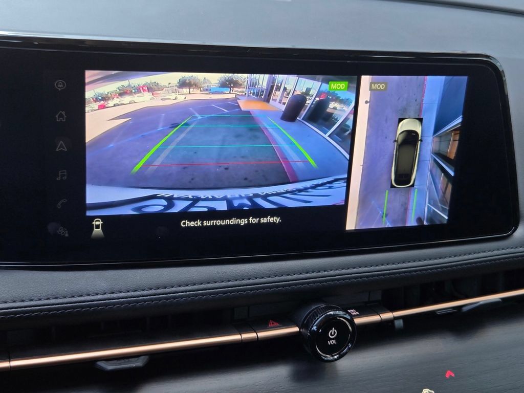 Used 2024 Nissan Ariya FWD image 18