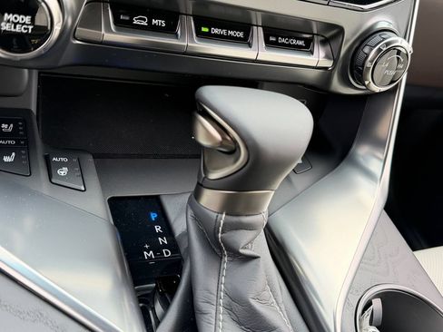 New 2026 Lexus LX 600 4WD w/ Luxury Package image 24
