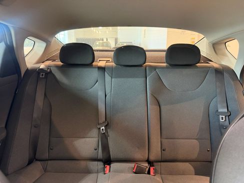 Used 2025 Kia K4 FWD image 38