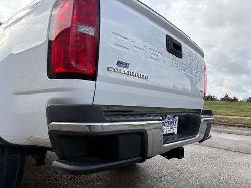 Used 2022 Chevrolet Colorado W/T image 12