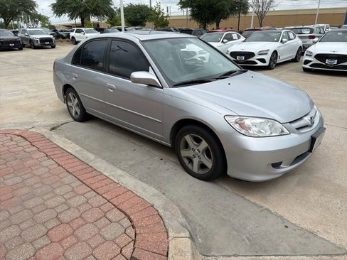 Used 2004 Honda Civic EX image 3