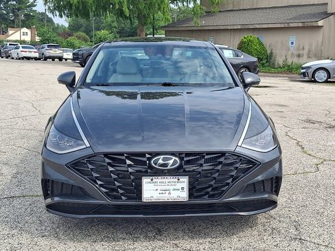 Used 2023 Hyundai Sonata Limited w/ Cargo Package FWD image 8